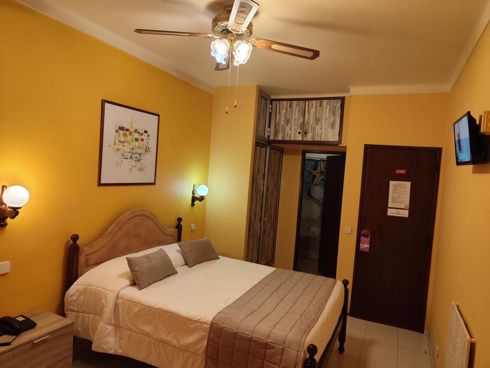 Apartamentos Turisticos Praia Grande Ferragudo  Luaran gambar
