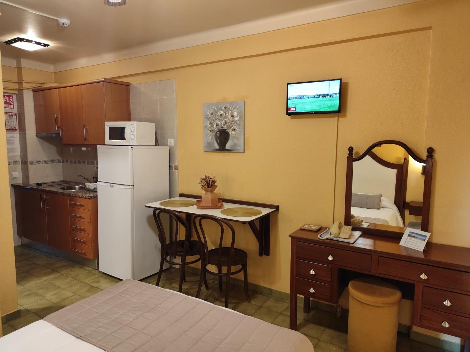 Apartamentos Turisticos Praia Grande Ferragudo  Luaran gambar
