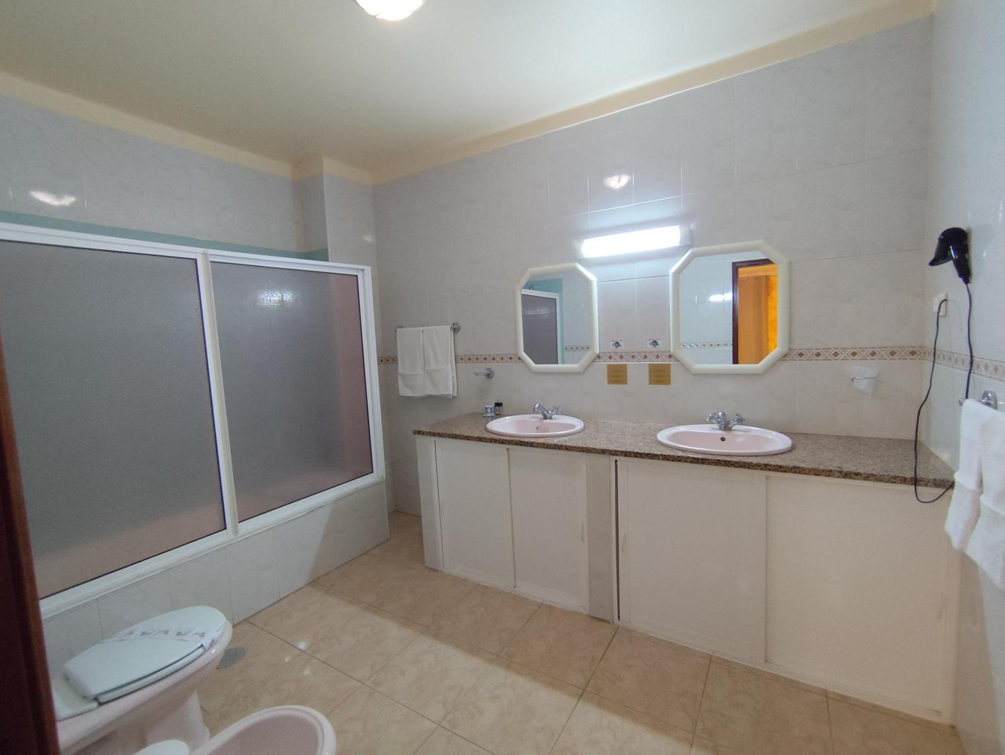 Apartamentos Turisticos Praia Grande Ferragudo  Luaran gambar